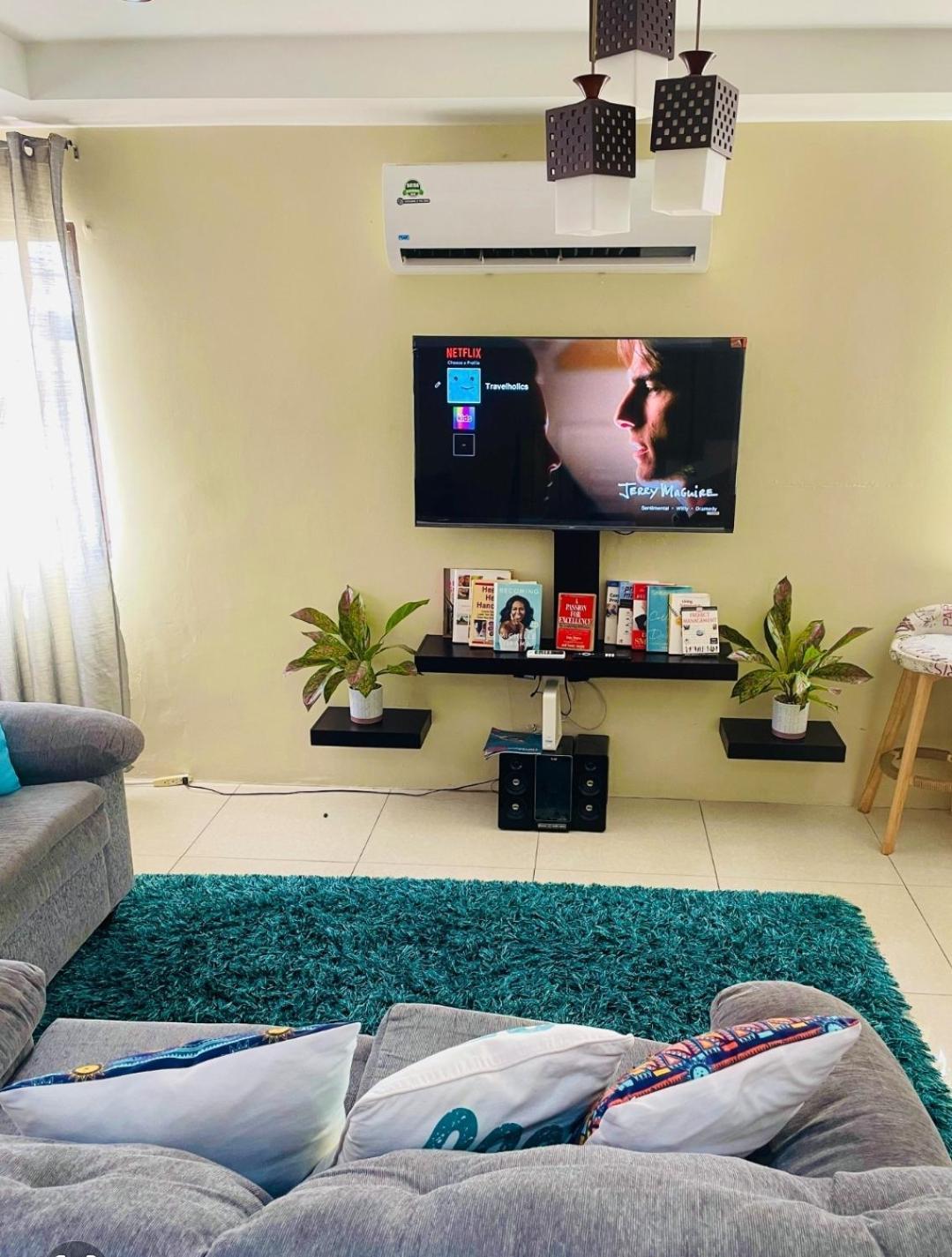 Travelholics Getaways Villa Piarco Kültér fotó